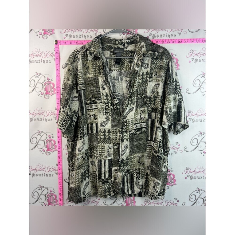 Liz Claiborne shirt button up Black & White Patchwork Print Short-Sleeve Shirt